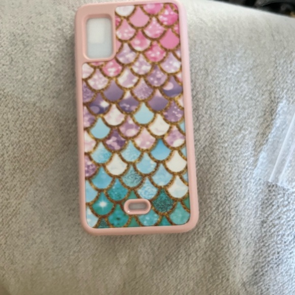 BLU studio mini 2023 Cell phone case with tempered glass, ETC. New never used. - Picture 4 of 5